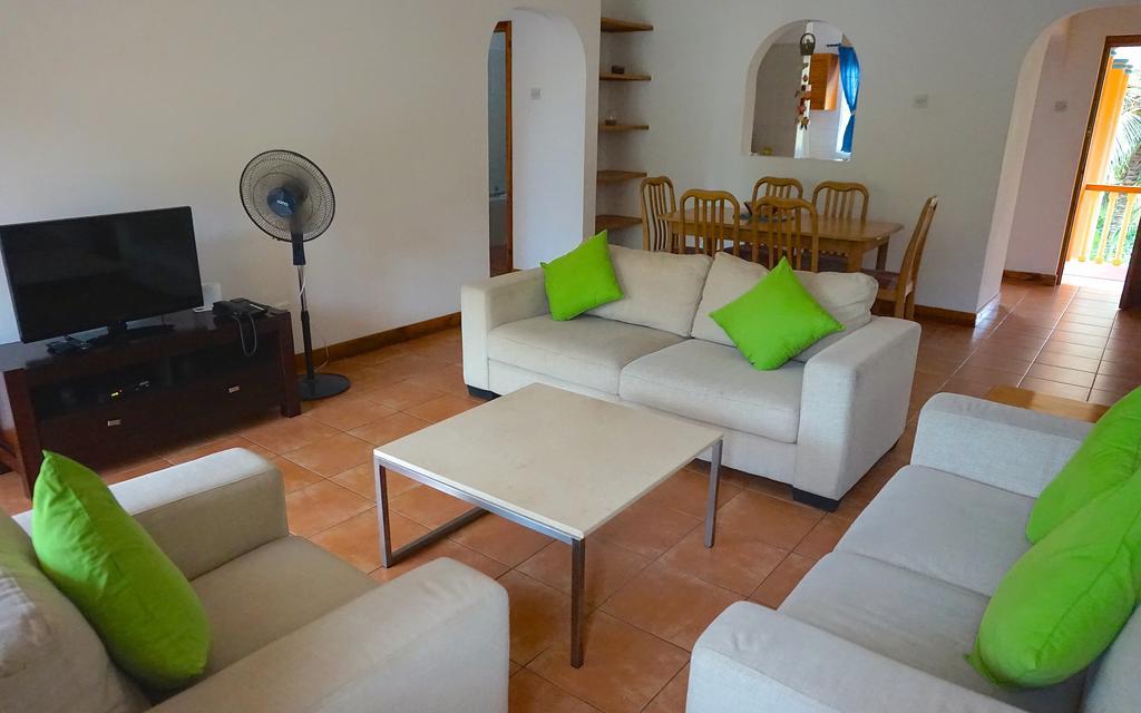 La Villa Therese Anse Royale Bagian luar foto
